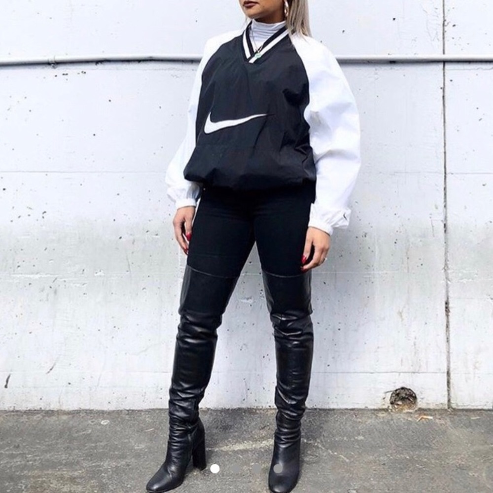 Nike windbreaker